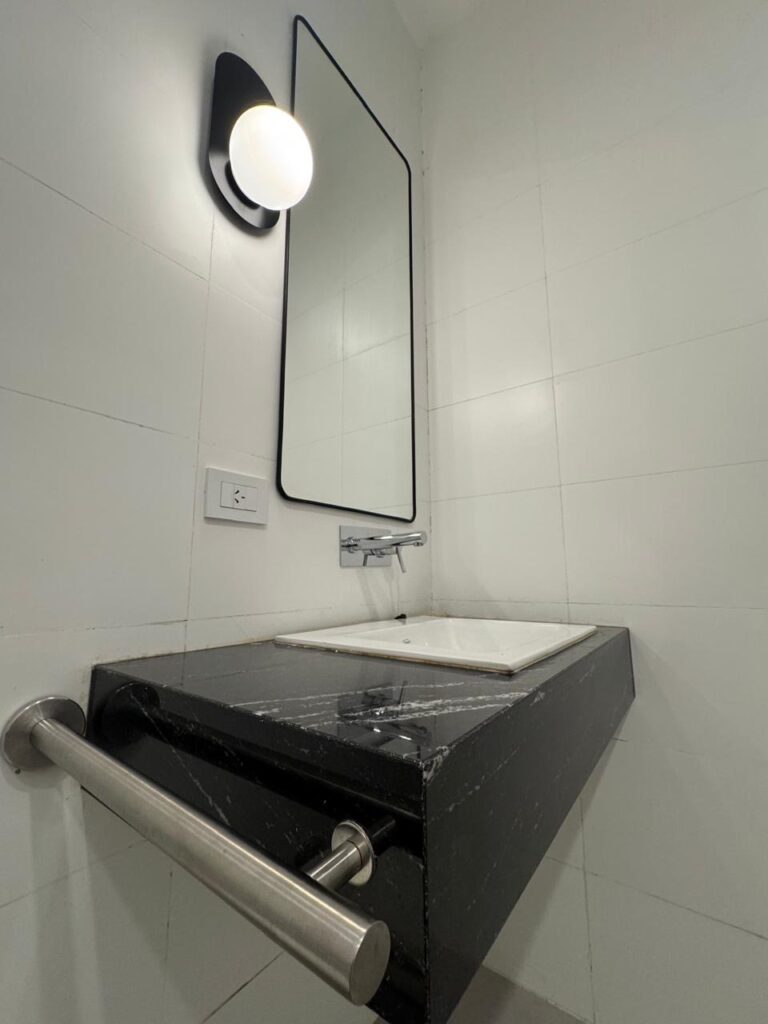 Baño equipado La Fransina